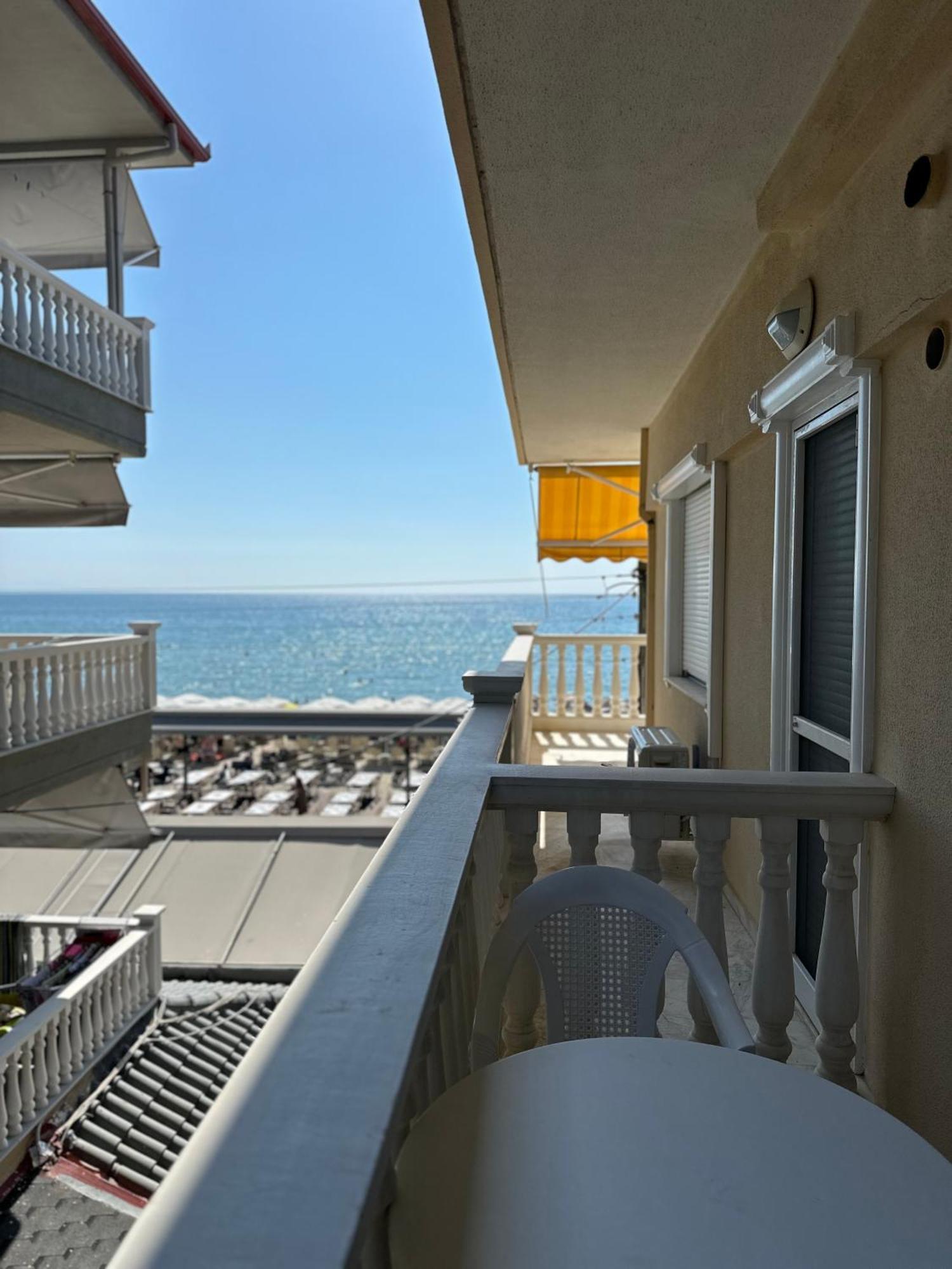Olympic Beach Rooms Room photo